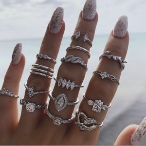 17 Silver Ring Set
